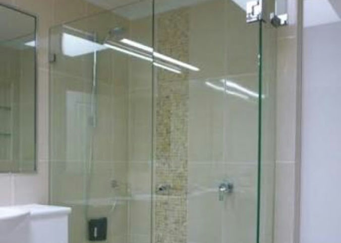 Kaca shower jogja
